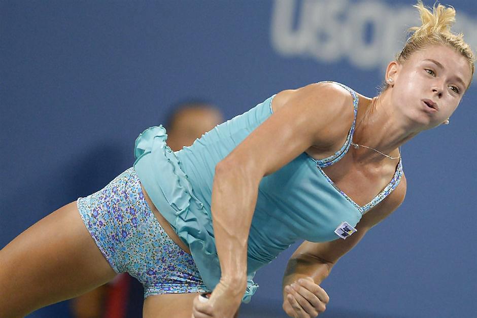 Camila giorgi
 #22023360