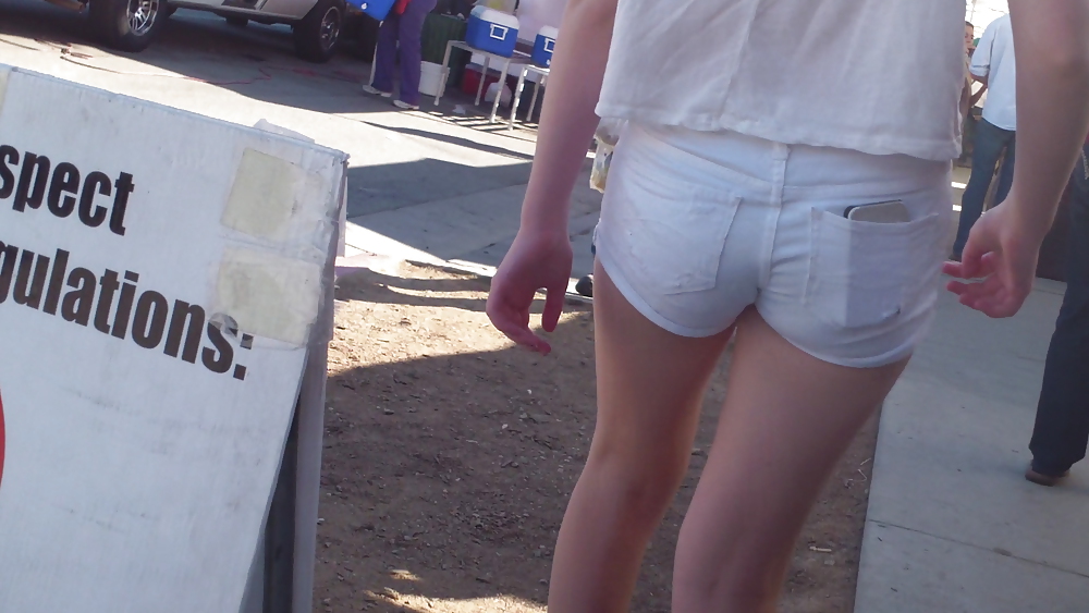Girls ass & butts at the market in shorts #12513915
