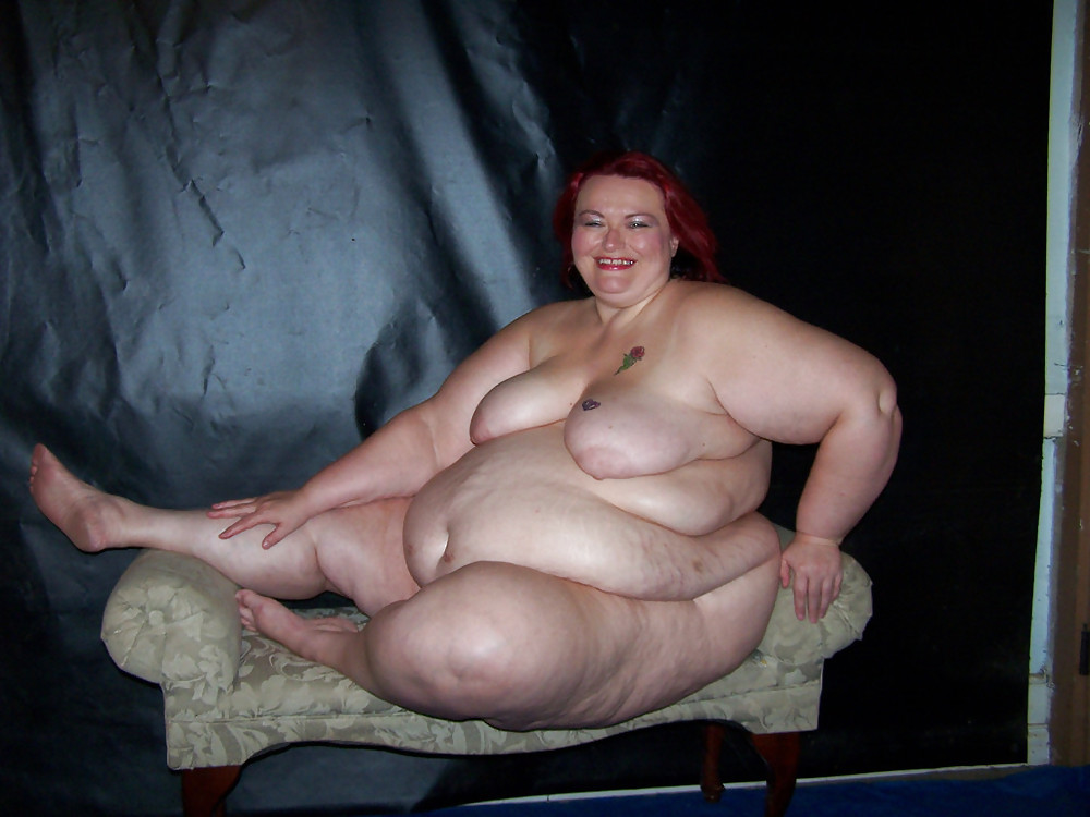 CHUBBY WOMEN 35 #9989616