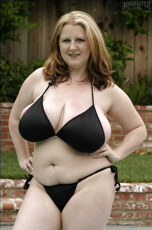 More sexy women packing major curves in bikinis #4417871