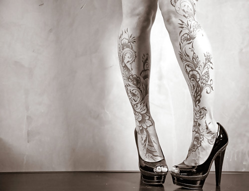 Babes with Tattoos #2122486