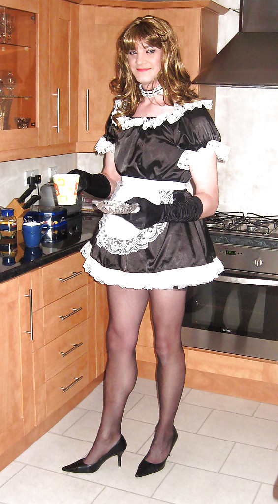 Sissy maids
 #19247492