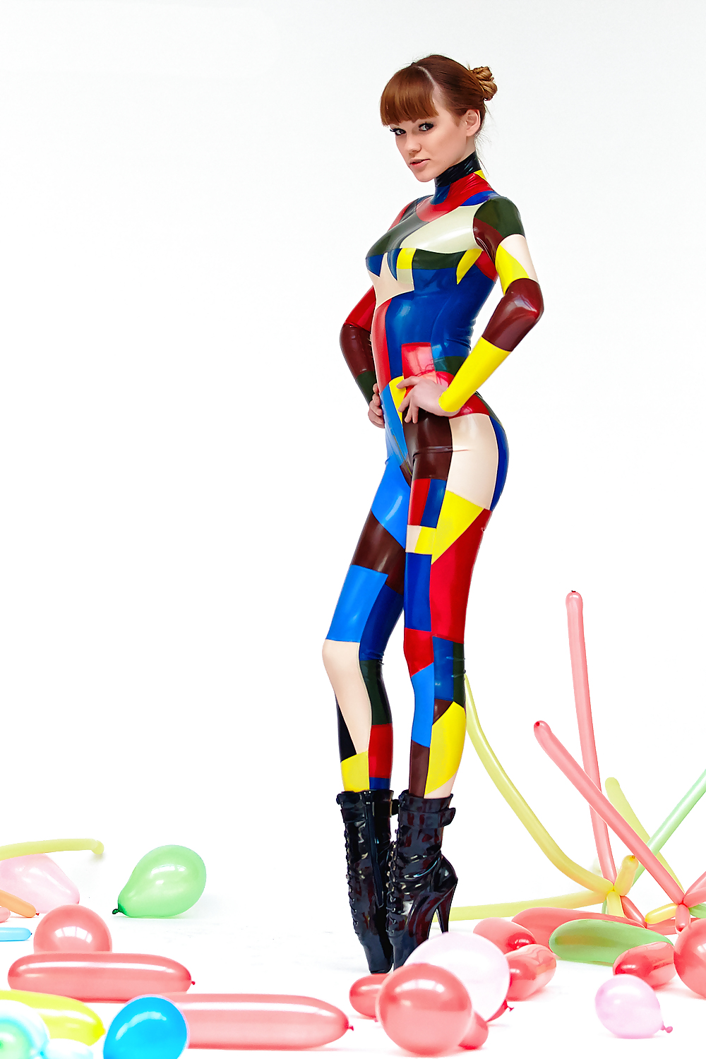 Alexandra Potter - Latex Colour Explosion #17562003