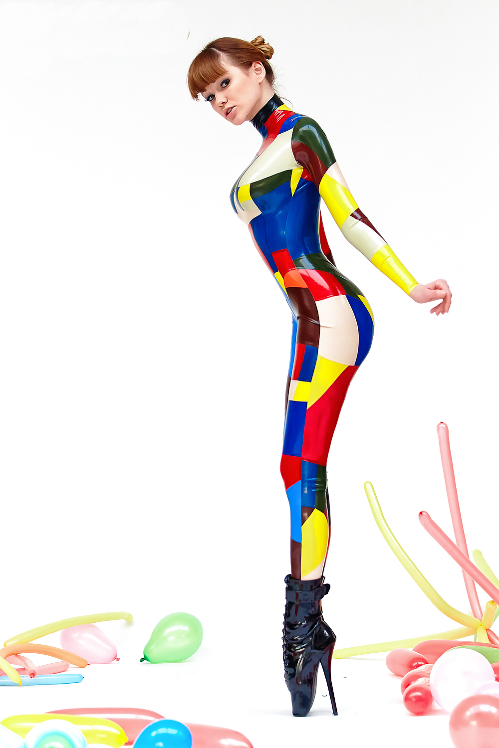 Alexandra Potter - Latex Colour Explosion #17562359