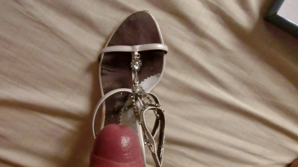 Sah Auf Sandalen Meiner Frau ... #14825654