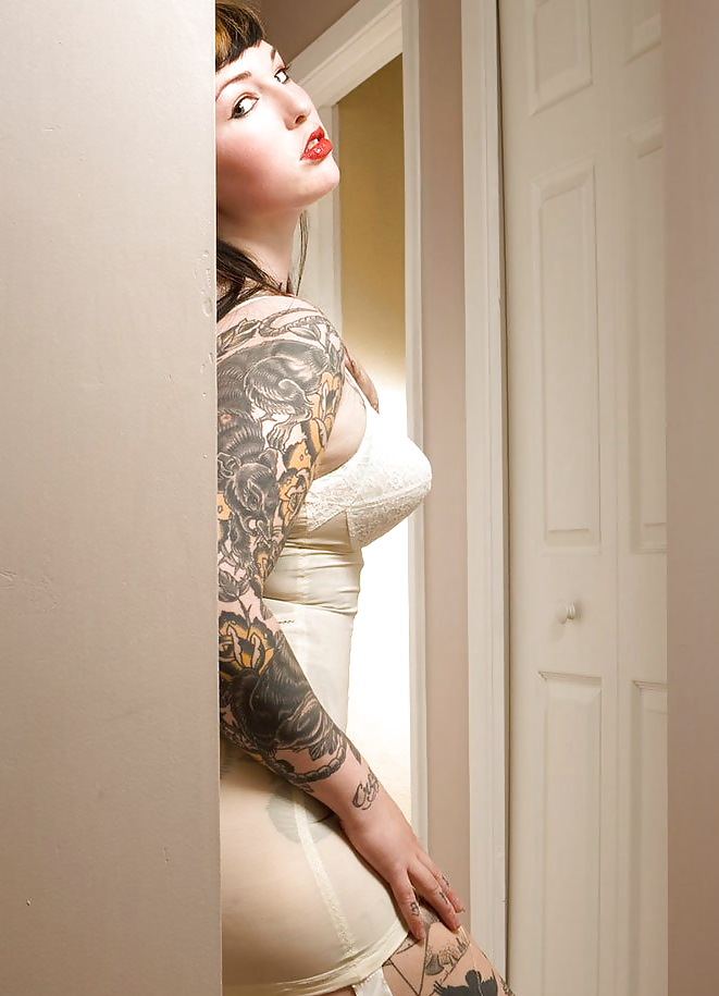 Dalhia-hallway #3126710