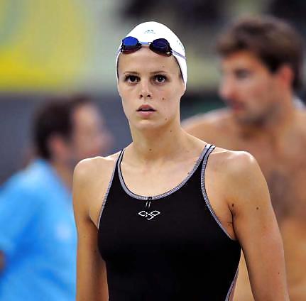 Belle ragazze di nuoto 5 da troc
 #14442502