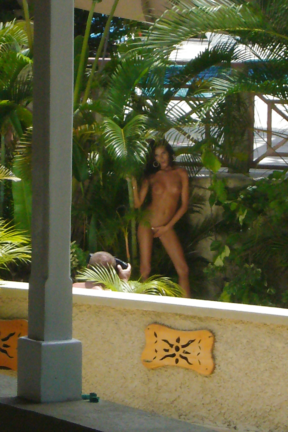 Nude resort 3