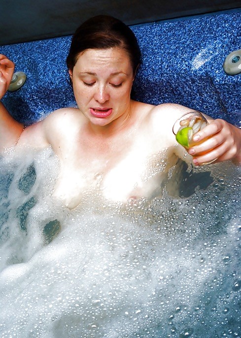 Busty Milf in Hottub #9543064