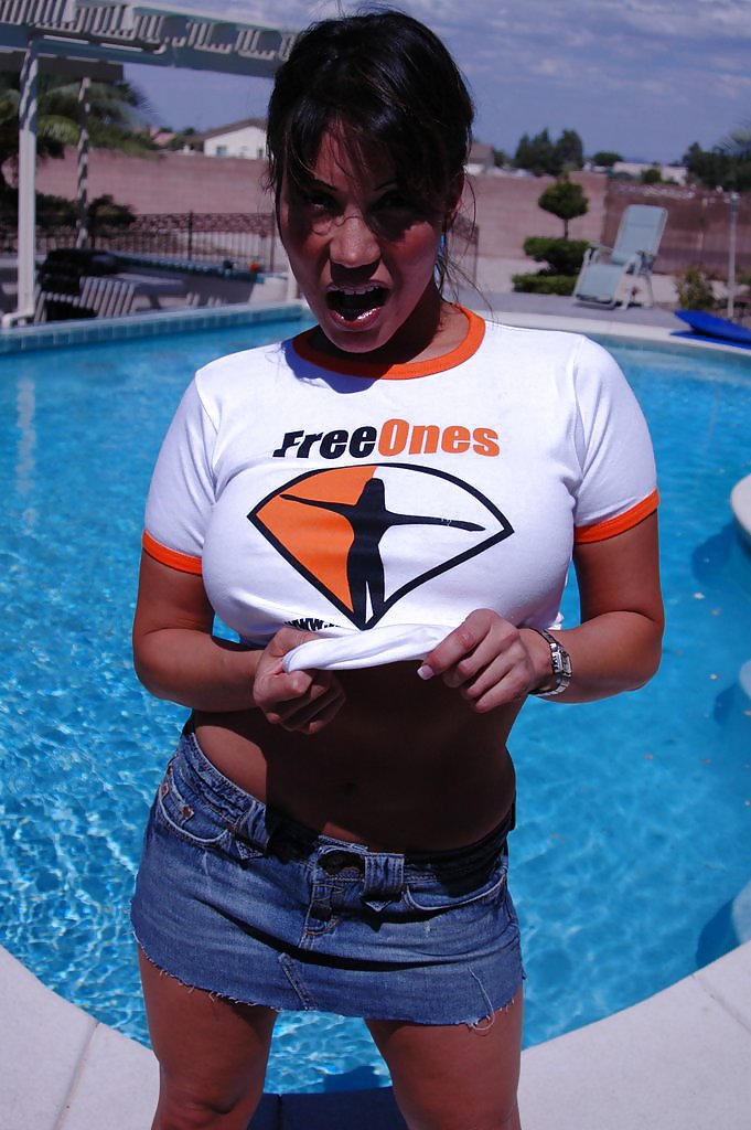 T-shirt Babe - Ava Devine #1335873