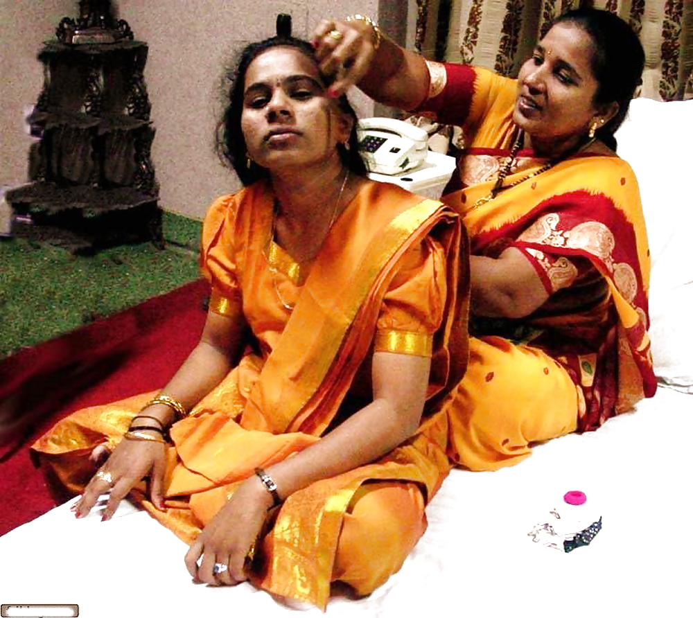 INDIAN MOTHER DAUGHTER #7285001