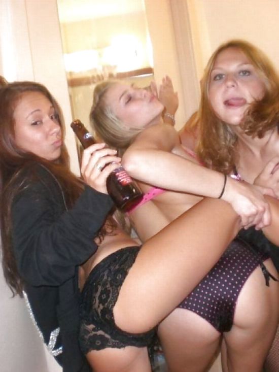 Amateur studens - ragazze sexy del partito nel club più caldo vol.2
 #877078