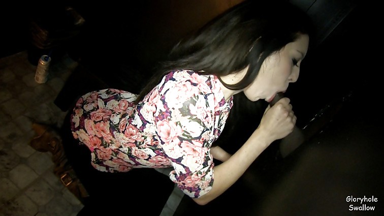 Lola gloryhole swallow
 #20479837
