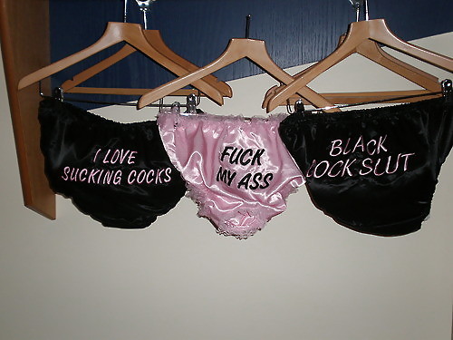 セクシーな喫煙者のお姉さん
 #17423237