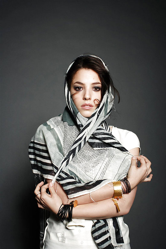 Olivia thirlby
 #15742204