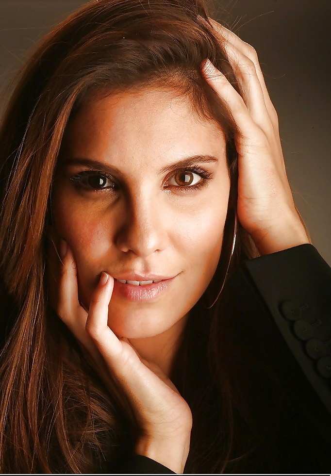 Daniela Ruah #9549458