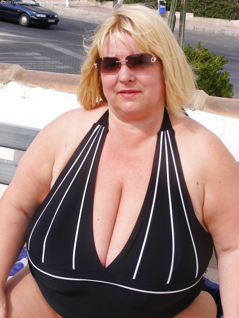 Trajes de baño bikinis sujetadores bbw maduro vestido joven grande enorme - 40
 #11928139