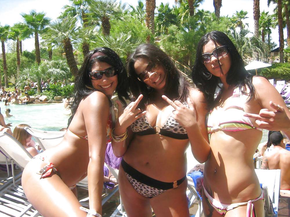 Playas Bikinis Topless Fotos 11 #4226640