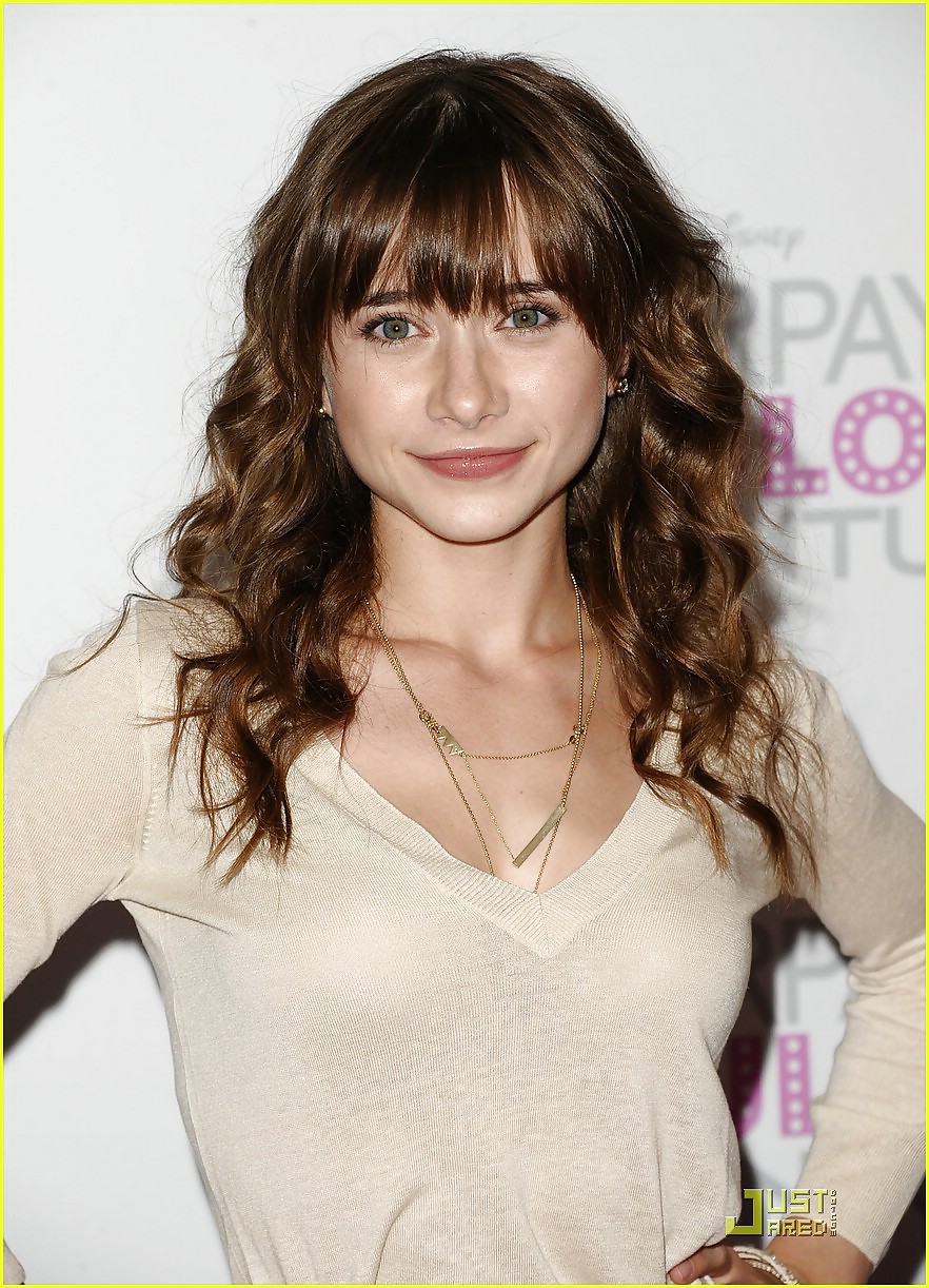 Olesya rulin
 #15132881