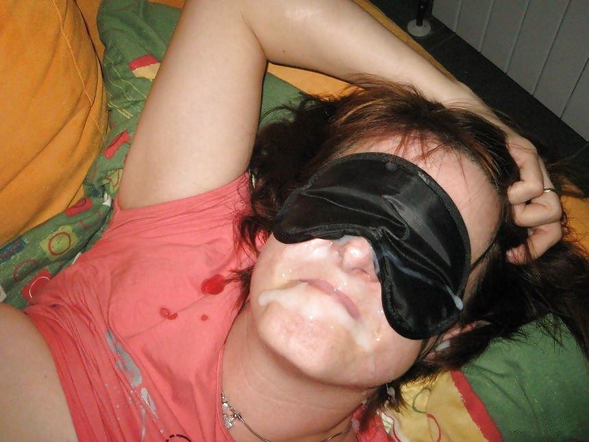 Blindfold cuties  #9885930