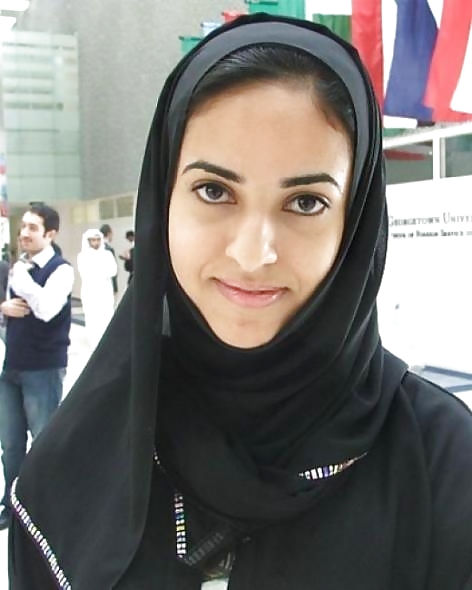 Chica árabe no porno, con o sin hijab ii
 #10662559
