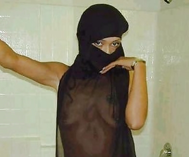 Chica árabe no porno, con o sin hijab ii
 #10662728