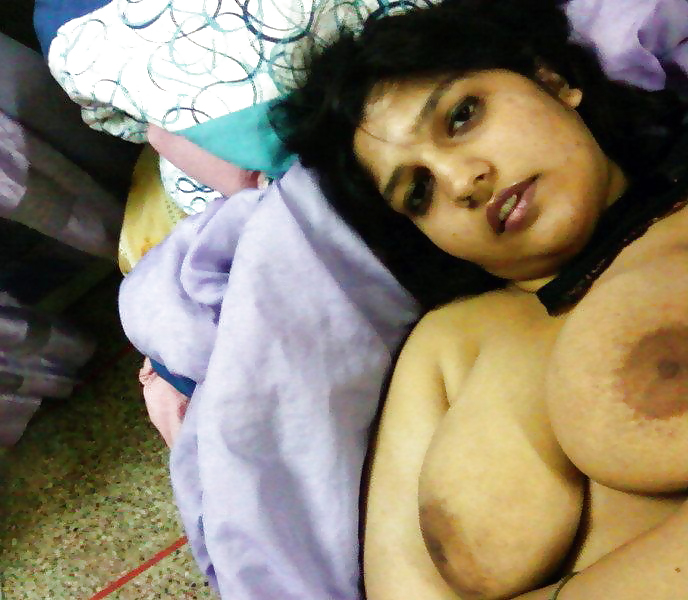 Hot indian showing big boobs #6882201