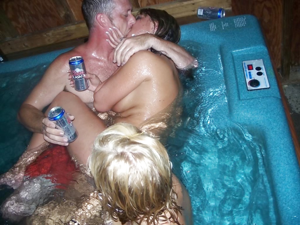 Hot Hottub Salvage together #9522396