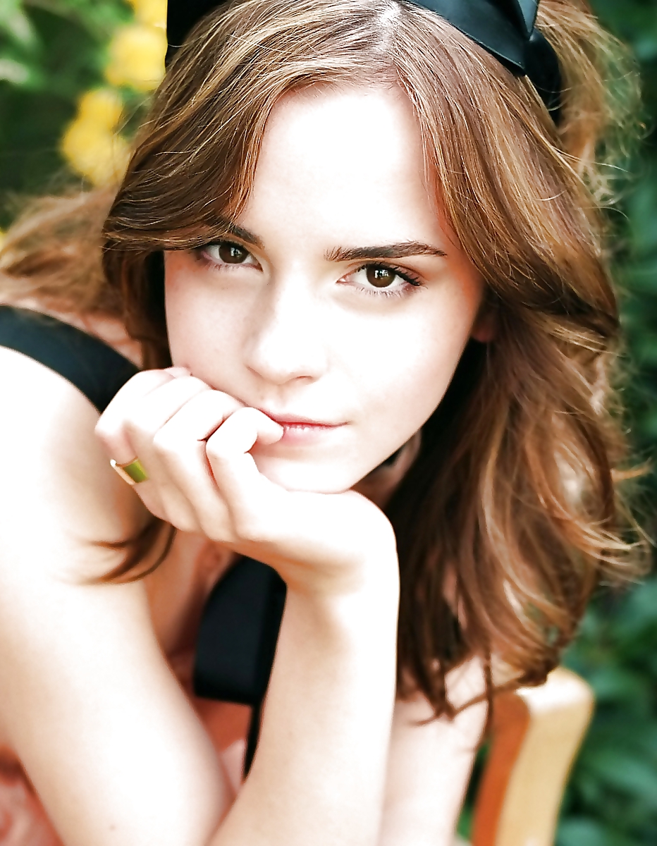 Emma watson
 #15911932