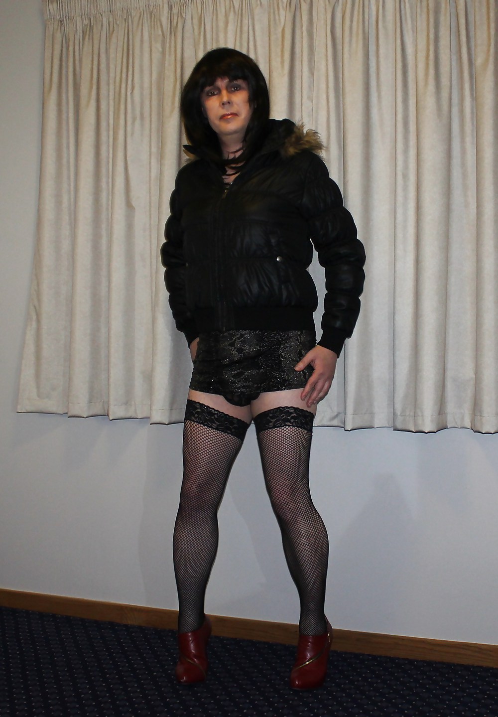 Schlampe In Netzstrümpfen Will Deinen Schwanz #17585561