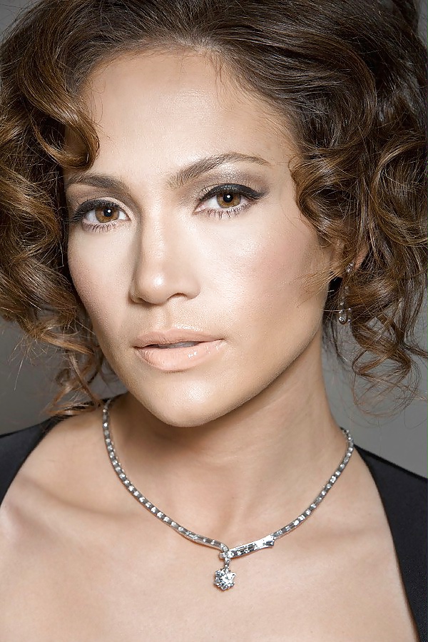 Jennifer lopez
 #18623721