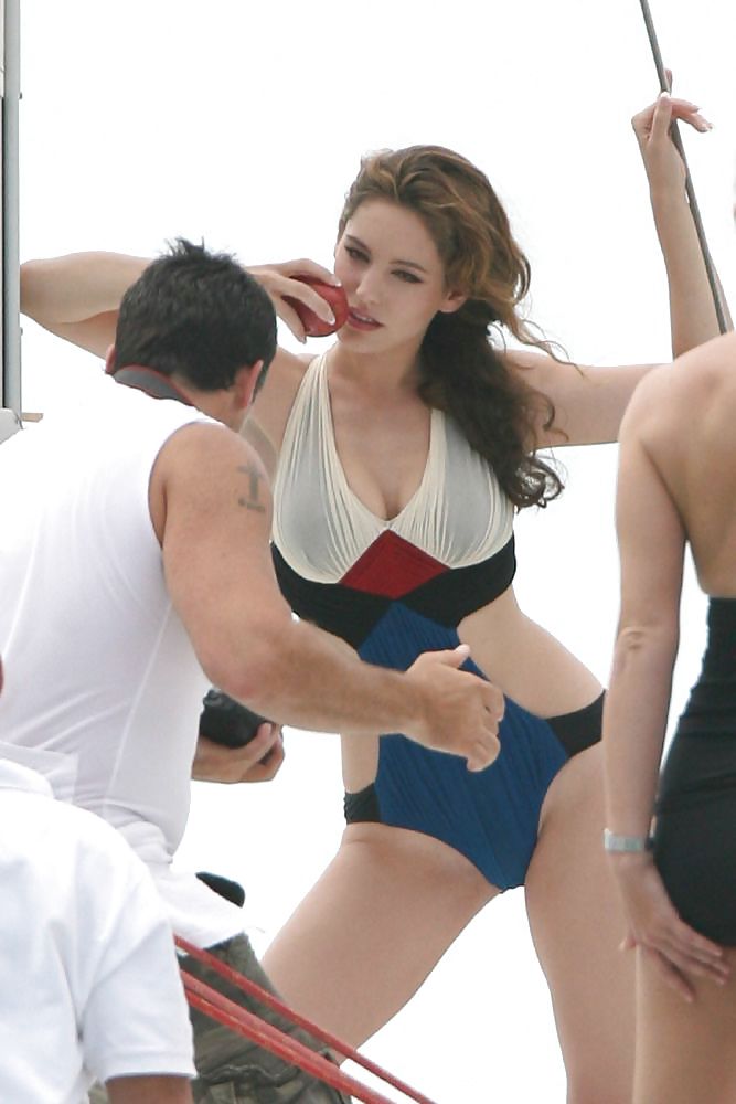 Kelly brook uk babe (2)
 #6882247