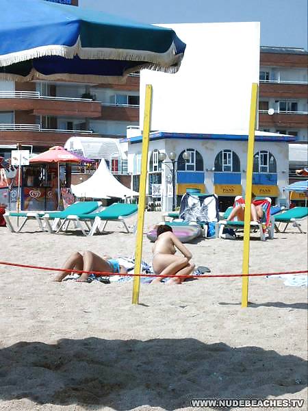 Beach Girls #180394