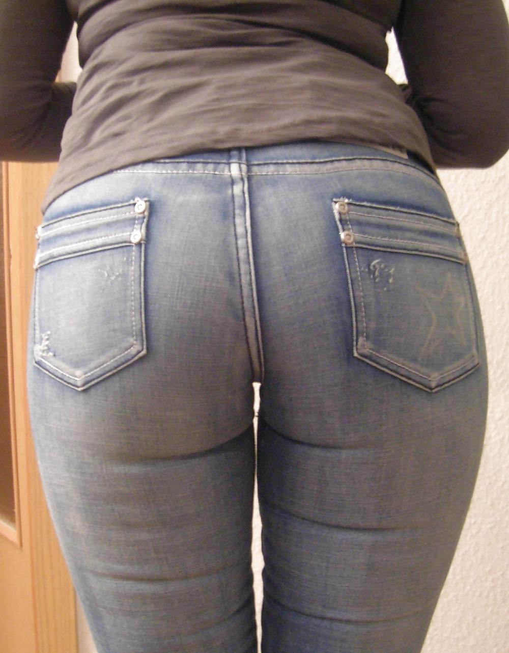 Regine in jeans lxi
 #6890956