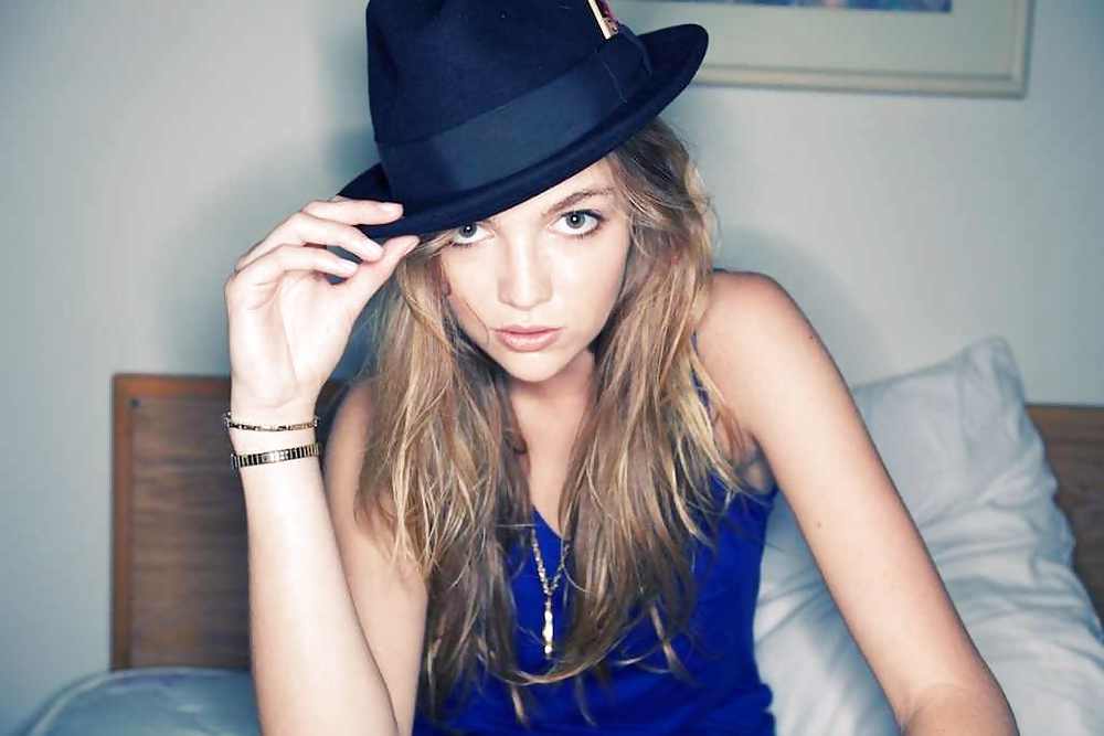 Lili simmons
 #15218778