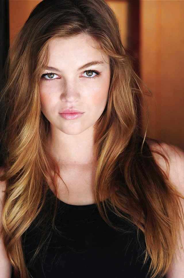 Lili Simmons #15218783