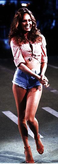 Daisy duke catherine bach
 #16787869