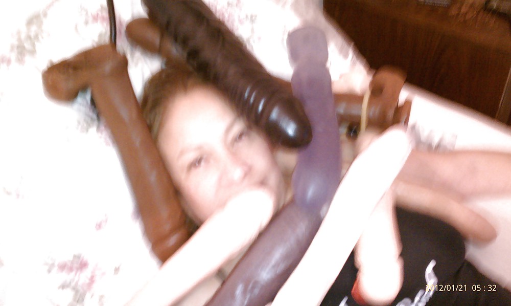 Dildowhore #9391963