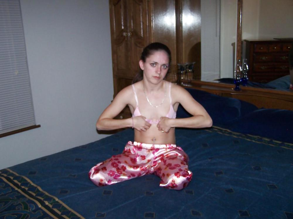 19 YO GIRL POSING GOR US #9383691