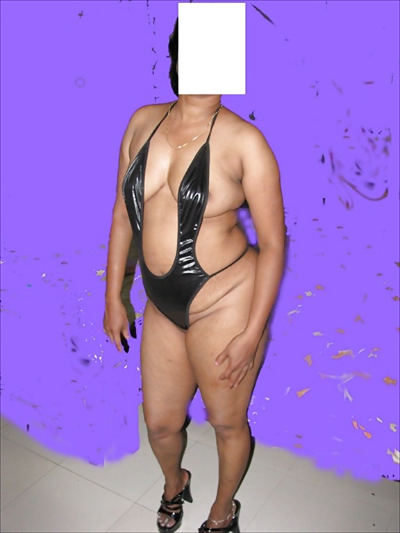 A kinky slut indian wife #9986565