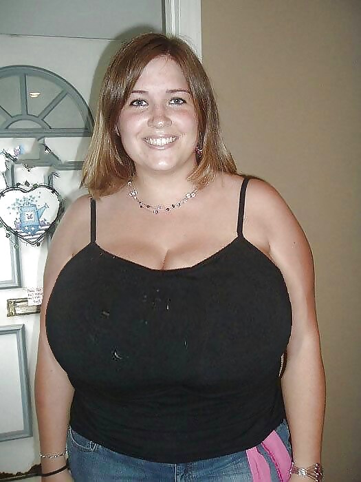 Trabajos en los senos hacen que las tetas sean más grandes para una enorme diversión
 #21510865