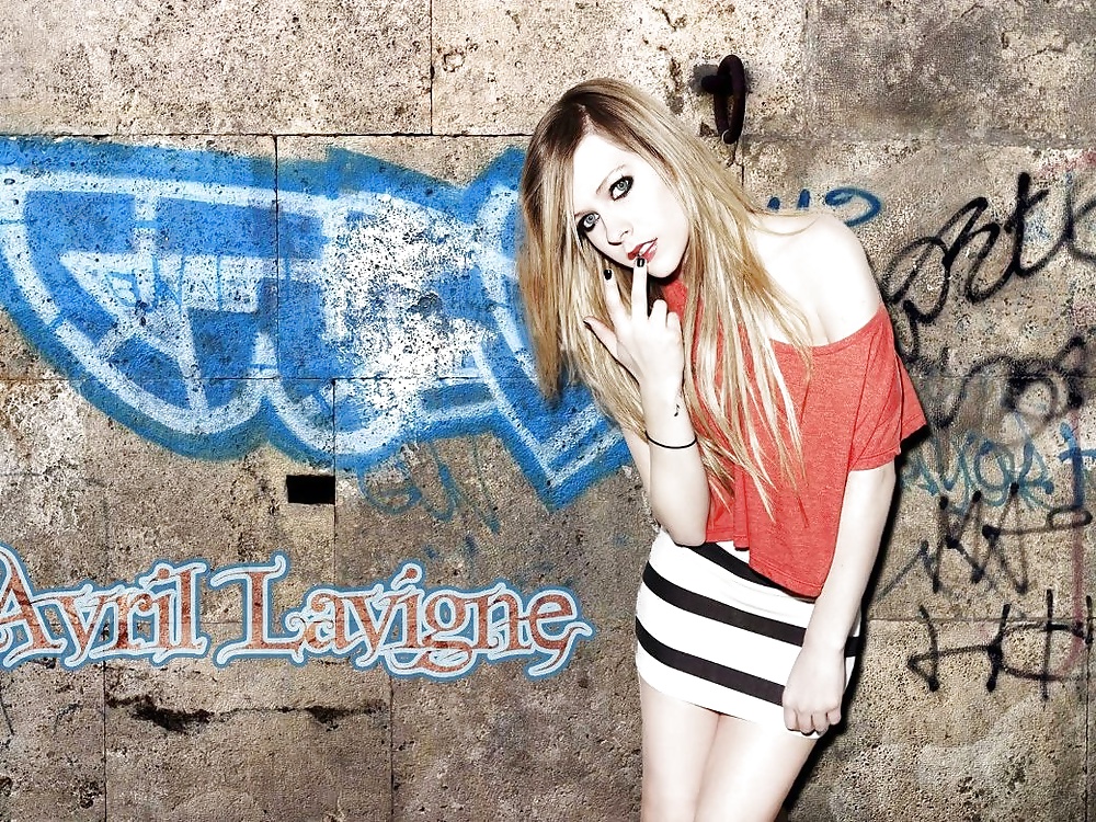 Avril Lavigne #22483676