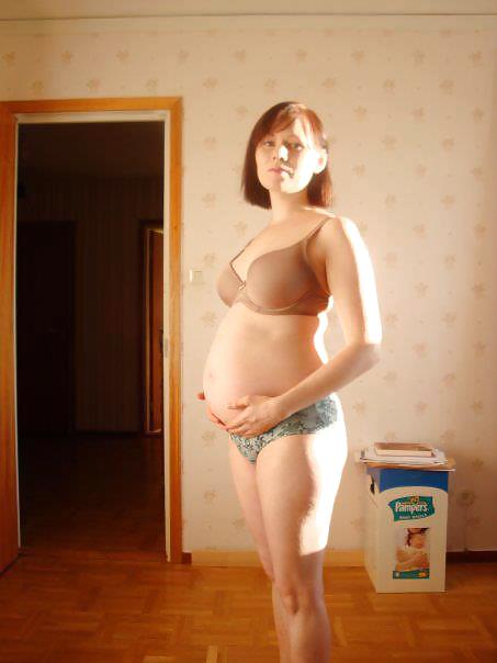 More pregnant amateur sluts #11374064