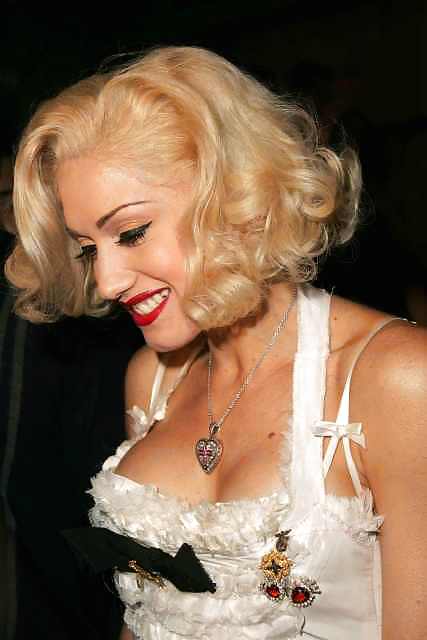 Gwen Stefani #16220416