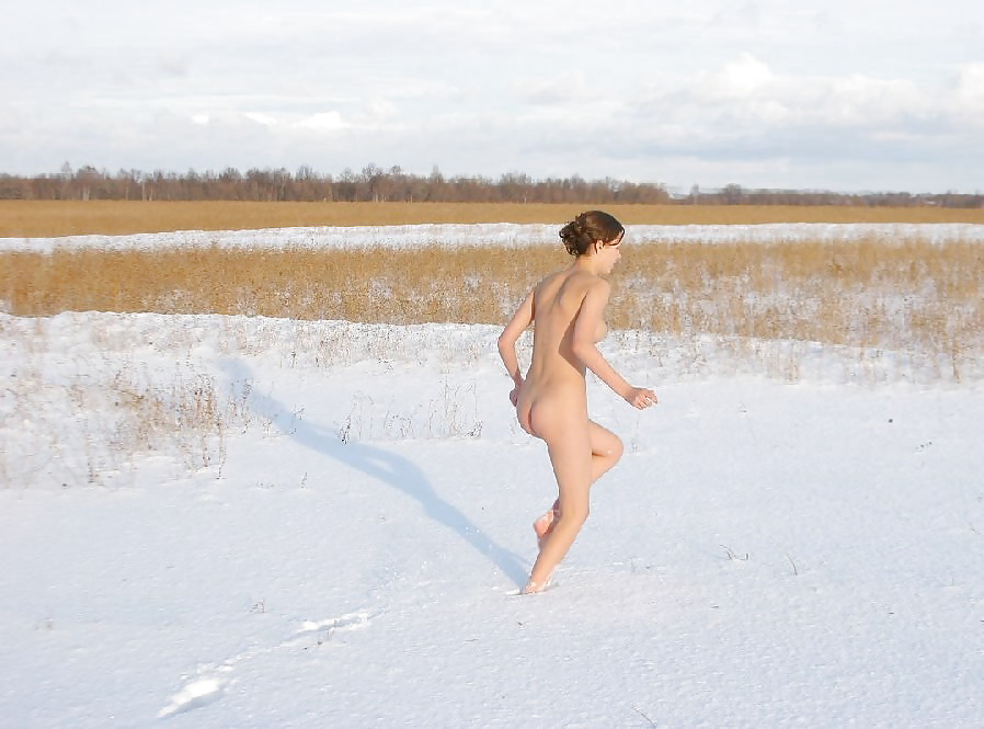 Snow Girls: 2. From Erotic7 #6268807