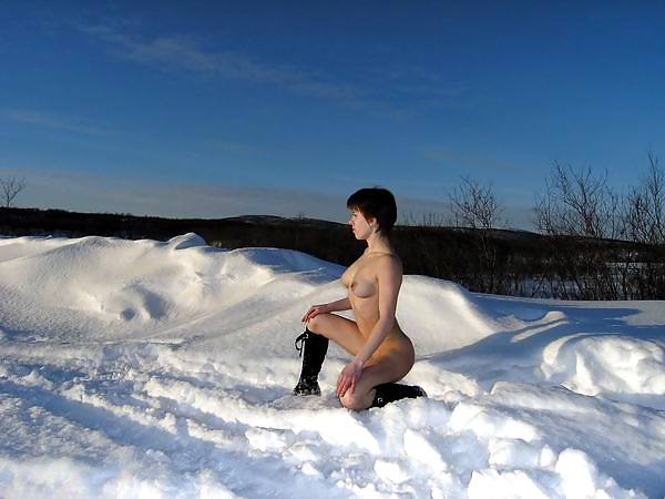 Snow Girls: 2. From Erotic7 #6268870