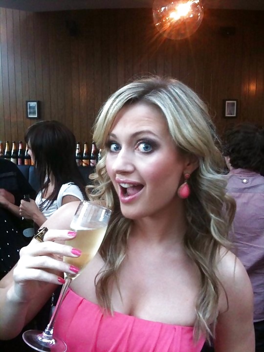 Hayley mcqueen
 #22825182