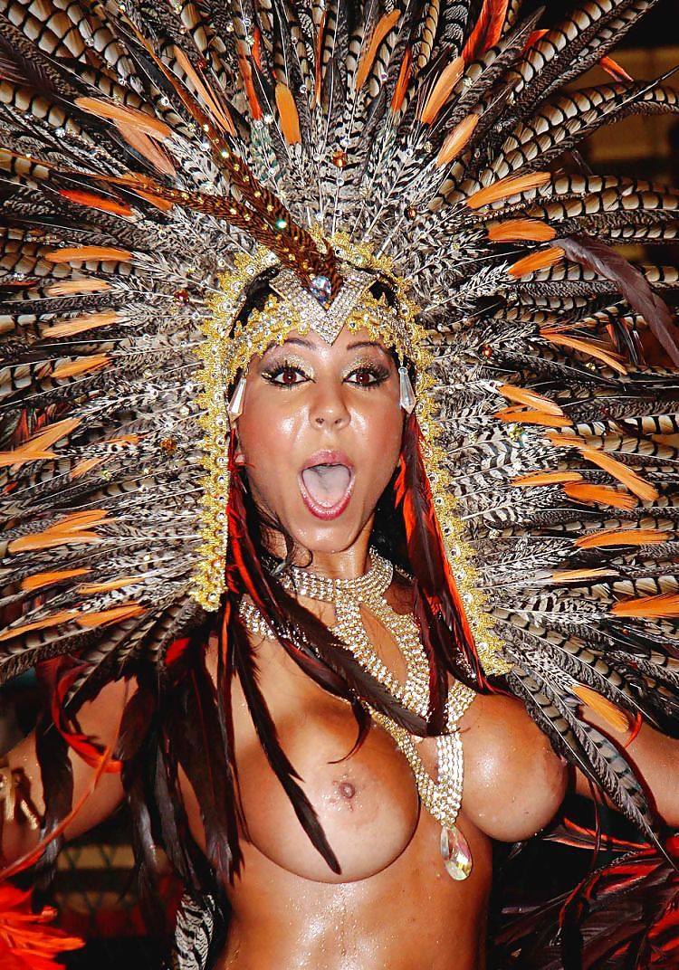 Brasilianischer Karneval #14724547