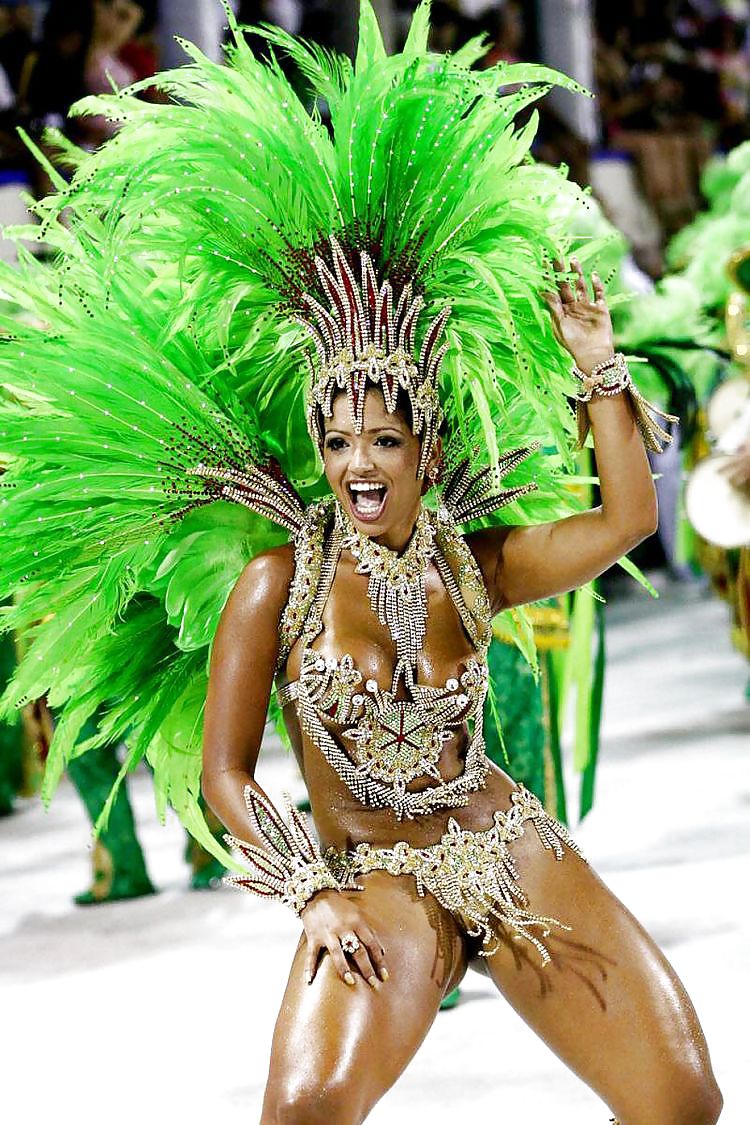 Brasilianischer Karneval #14724565