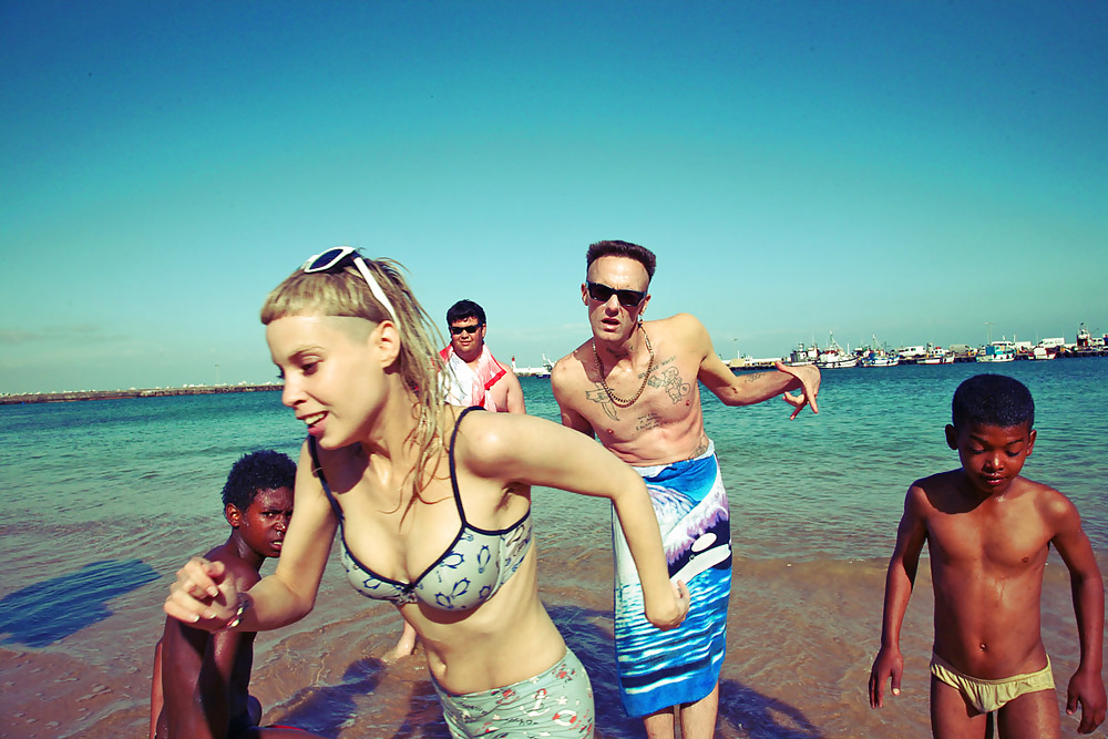 Yo-landi vi$$er
 #7171681